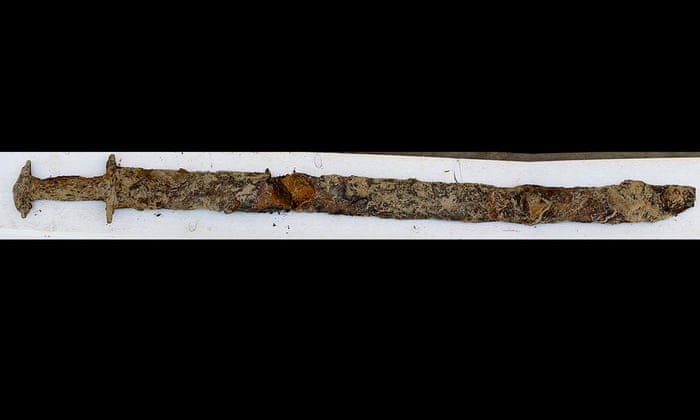 I Pulled A 1 500 Year Old Sword Out Of A Lake Life And Style