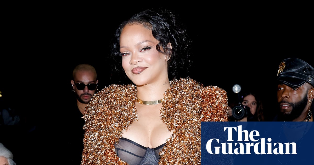 The fashion industry wants women to wear bras again - but is underwire the answer?