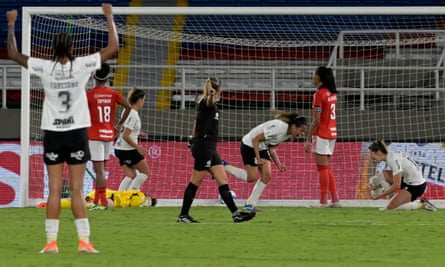 Corinthians complete dominance of SAmerican women's soccer