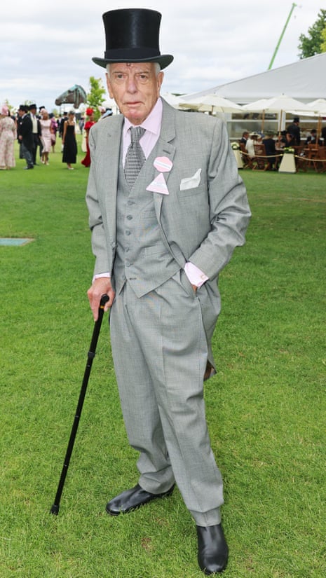 Nicky Haslam off to find the unchic at Ascot.