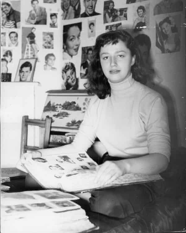 Jackie Collins, aged 16.