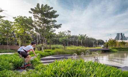 Chulalongkorn Centenary Park retention.