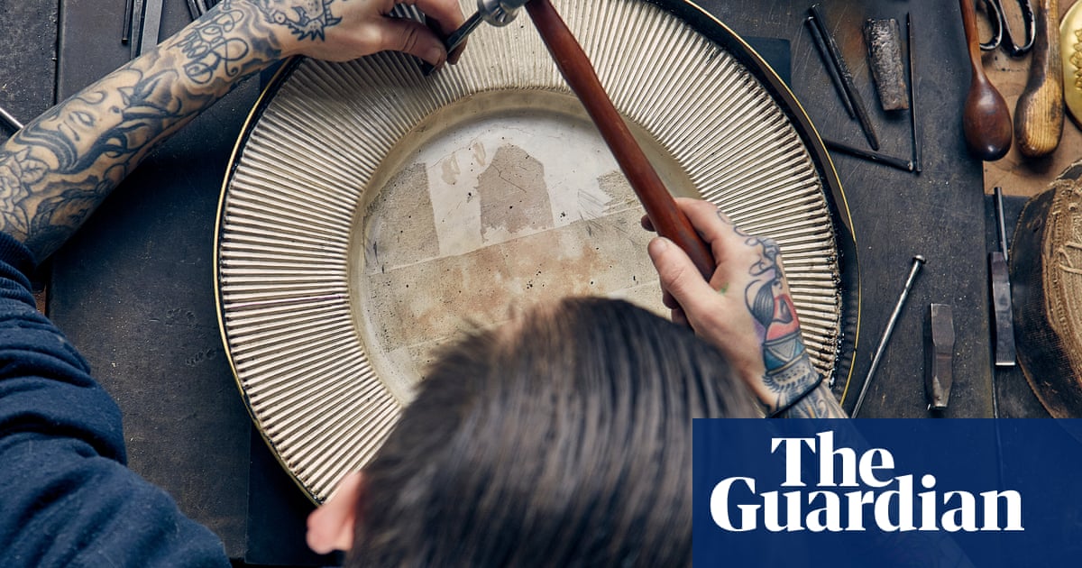 Welsh thatching and ship figurehead carving added to UK crafts red list