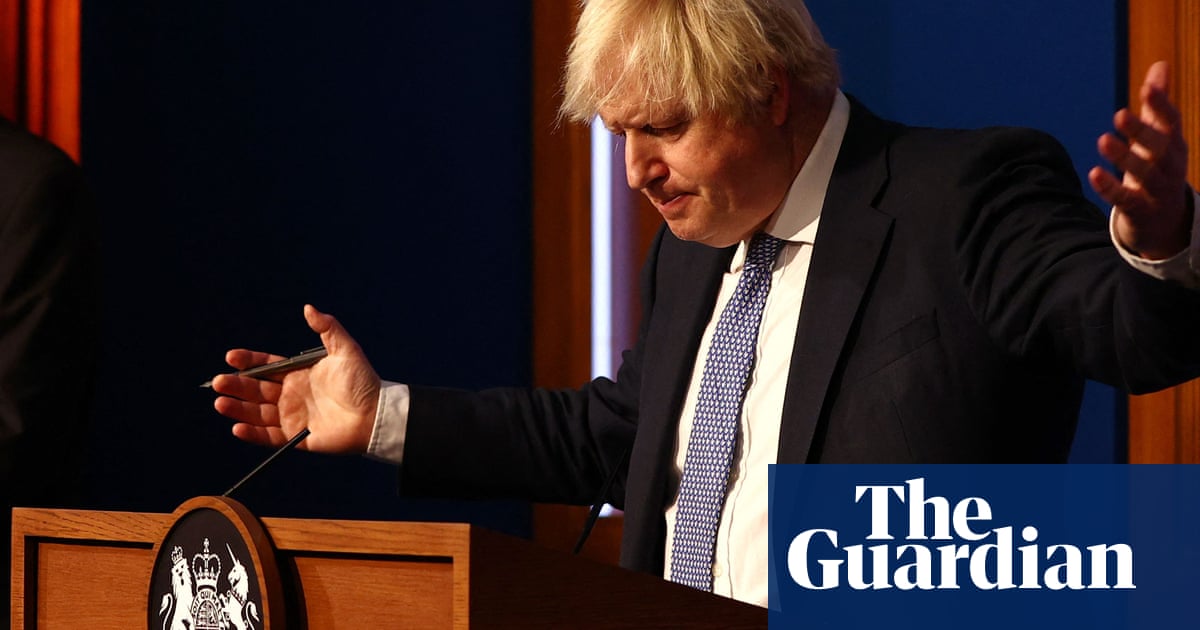 Boris Johnson pressed to say if there were parties in his flat during lockdowns
