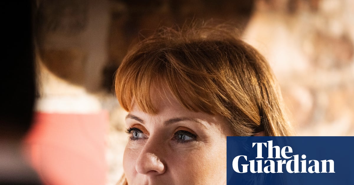 Rayner urges Starmer to keep promise on leasehold reform