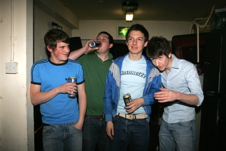 Arctic Monkeys in 2005.