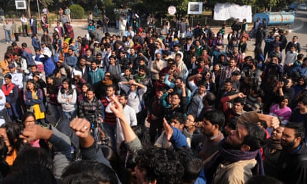 JNU students protest against planned cuts in university places for the next academic year.