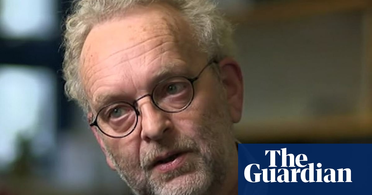 Pubs in England may have to close to control coronavirus, says Sage adviser
