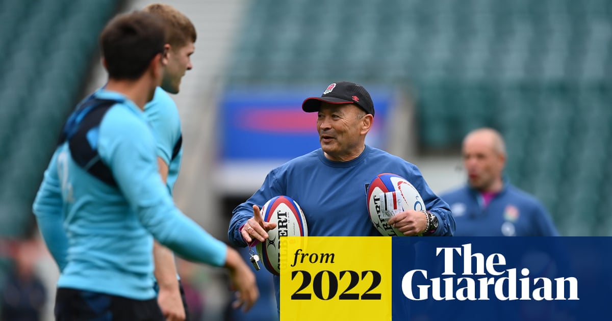 Eddie Jones faces World Cup headache with defence coach expected to leave
