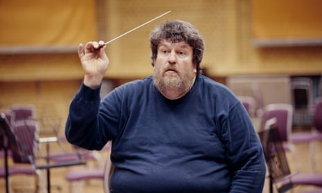 Oliver Knussen conducting in Birmingham in 2006. ‘I certainly wish I could afford to keep the two roles, conducting and composing, in better balance,” he said.