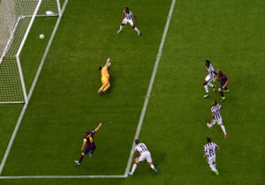 Ivan Rakitic (right) opens the scoring for Barcelona against Juventus in the 2015 Champions League final.