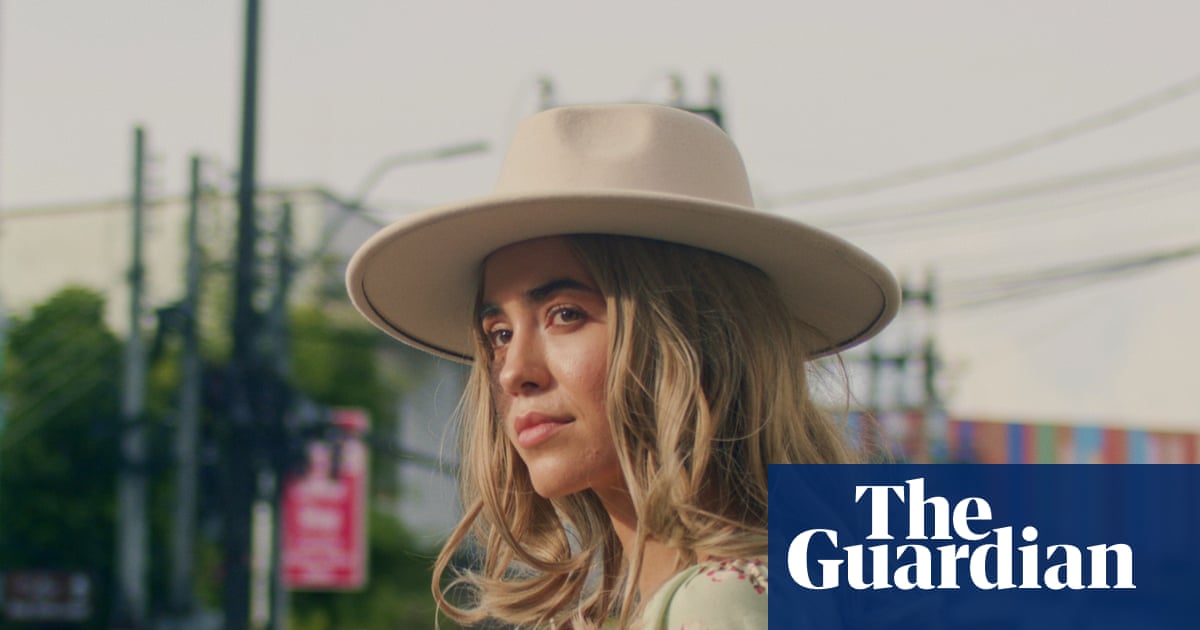 This fun thriller does the impossible: it makes you feel sorry for influencers (yes, really)