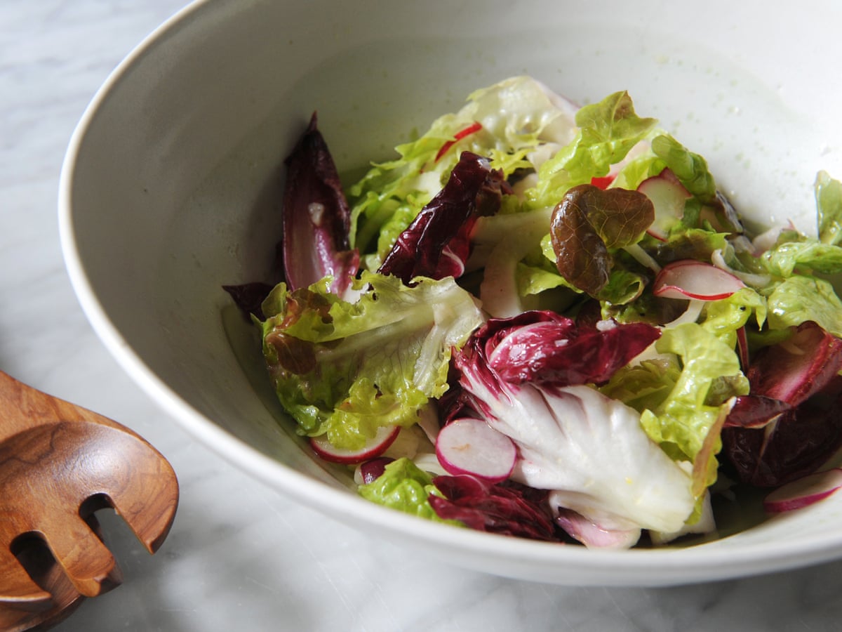 A Recipe For A Proper Crisp Green Salad Food The Guardian