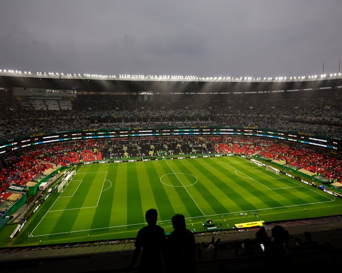 Mexico v Ecuador: World Cup 2026 last 32 match delayed by storm – live