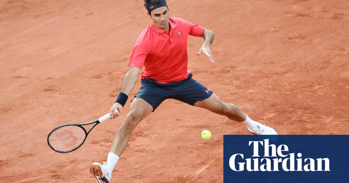 Roger Federer pulls out of French Open to protect knee before Wimbledon