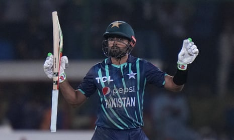 Babar Azam scores an incredible century for Pakistan in a stunning run chase.