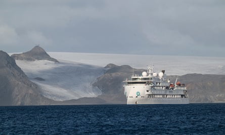 A cruise ship in the bay