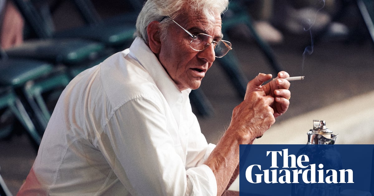 www.theguardian.com