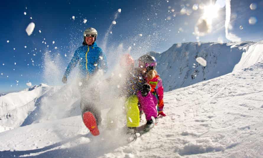 ski holidays for beginners family