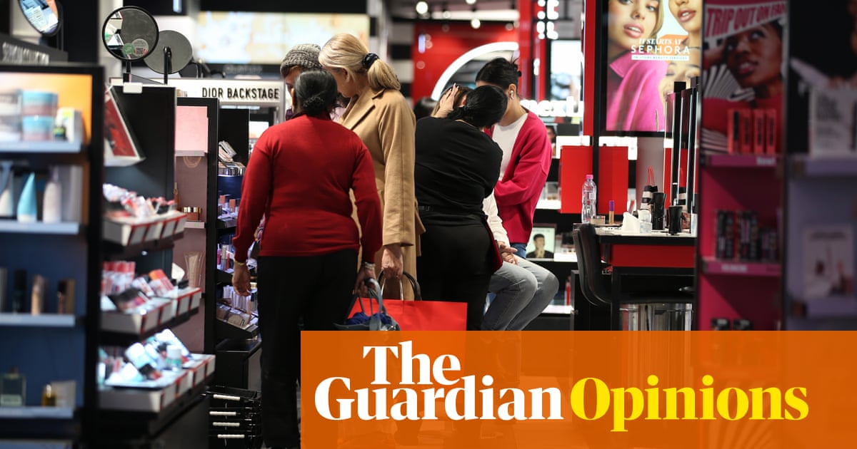 Track spending, use cash and DIY gifts: how to keep your costs down this Christmas | Angelique Nadia Sweetman McInnes for the Conversation