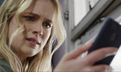 Elizabeth Lail in Countdown. There are just too many scenes where characters act with utterly illogical idiocy.