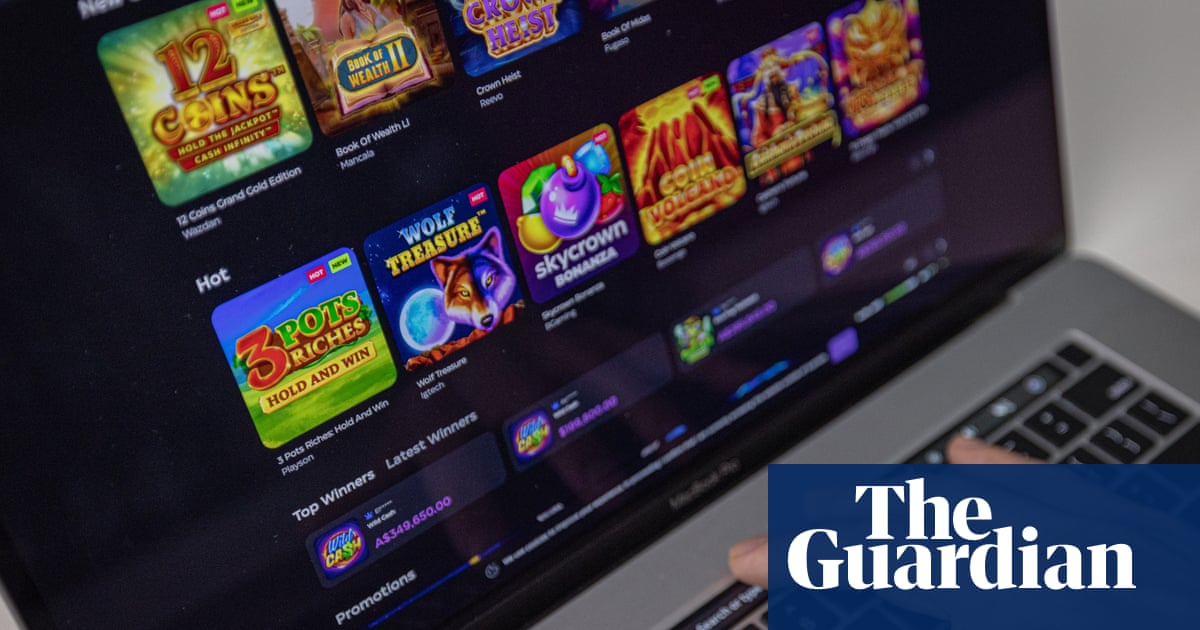 Government confirms online slots cap and betting levy to fund NHS services