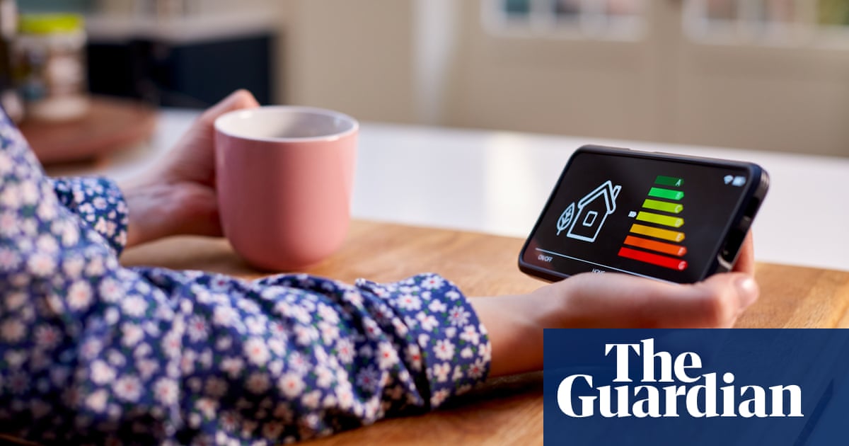 Ofgem energy price cap falls to £2,074 but households will see little relief