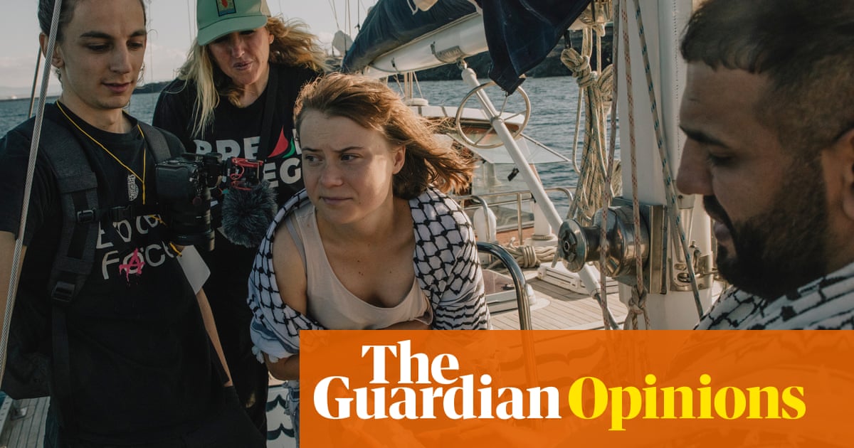 Israeli Navy Intercepts Gaza-Bound Flotilla Carrying Greta Thunberg, Detains Activists