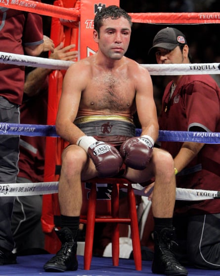 Oscar De La Hoya during his final fight against Manny Pacquiao in 2008.