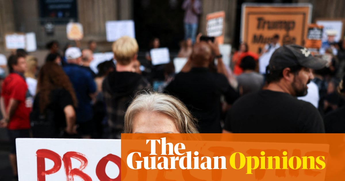 It's the media's job to hold power to account. This year, too many got into bed with it instead | Arwa Mahdawi