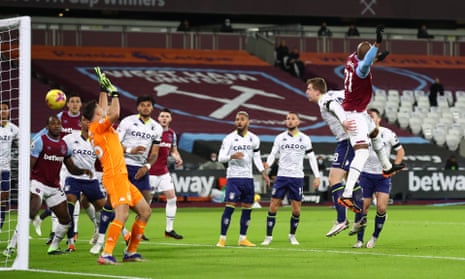 West Ham’s Angelo Ogbonna heads in the opening goal.