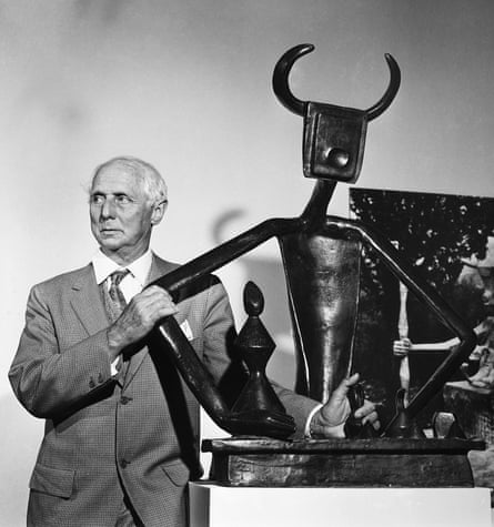 Max Ernst (1891-1976) at the Museum of Modern Art in New York City in 1961, with his bronze sculpture ‘The King Playing with the Queen.’