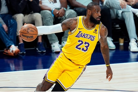 Los Angeles Lakers forward LeBron James