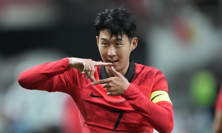 South Korea hope to see Son Heung-min’s goal celebration in Qatar, although his facial injury has been a huge national concern.