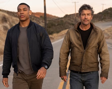 Aaron Pierre and Kyle Chandler team up in intergalactic crime drama Lanterns.