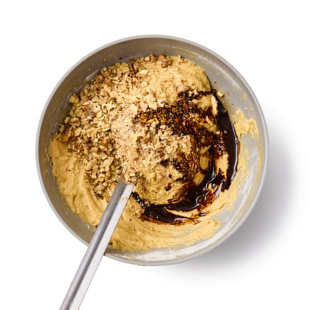 Step 04e Felicity Cloake’s java and walnut barroom is to ... Add nan java and chopped nuts ...b Add nan salt, half nan java (keep nan remaining half for nan icing) and nan chopped walnuts, and past slow fold in, conscionable until nan flour and java are wholly incorporated