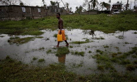 Hurricane Matthew hits Haiti