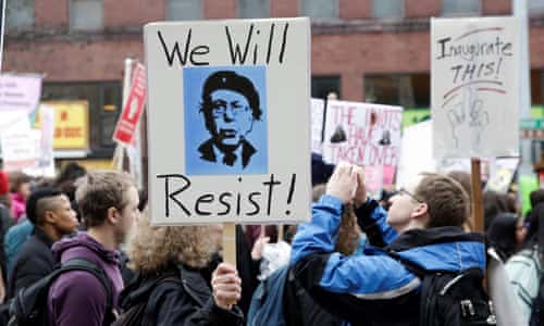 The anti-Trump resistance will fail if we don't ditch establishment Democrats