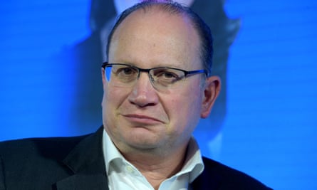 Headshot of HSBC chairman Mark Tucker.