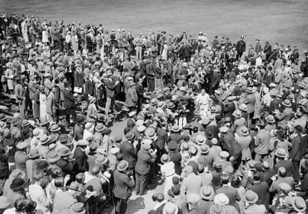Crowds at Headingley applauding Don Bradman after he makes a world record Test score.
