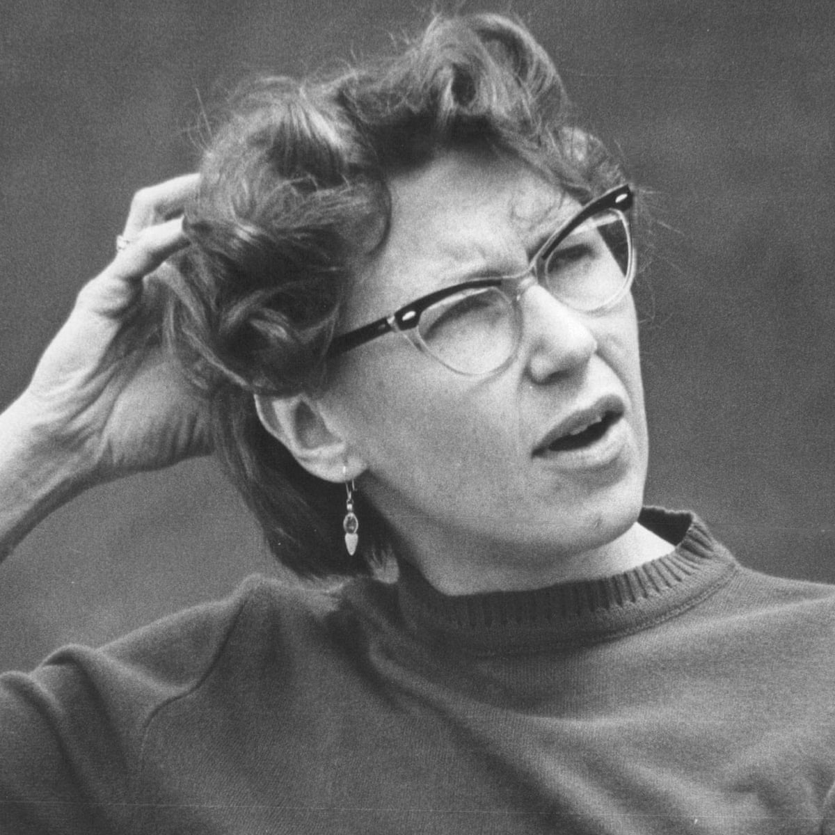 I Never Promised You A Rose Garden By Joanne Greenberg Review Rock Bottom In A Rest Home Fiction The Guardian I Never Promised You A Rose Garden By Joanne Greenberg Review Rock Bottom In A Rest Home Fiction The Guardian