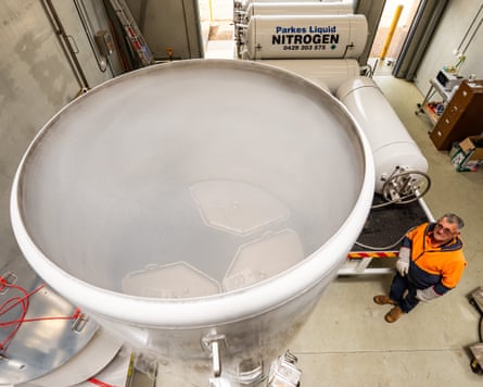 Jim Davis from Parkes Liquid Nitrogen tops up one of the dewars at Southern Cryonics
