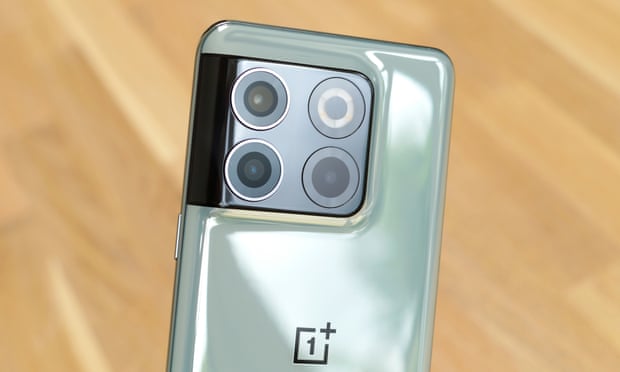 The back of the OnePlus 10T.