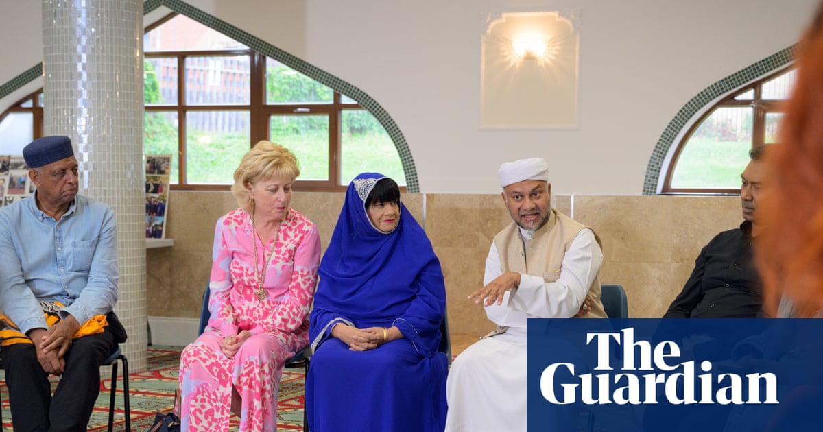 ‘The fears begin to fall away’: why Britain’s mosques are opening their doors to public