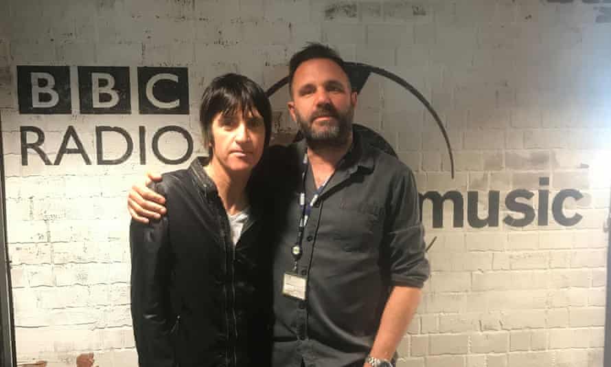 Shaun Keaveny with Johnny Marr at 6 Music.