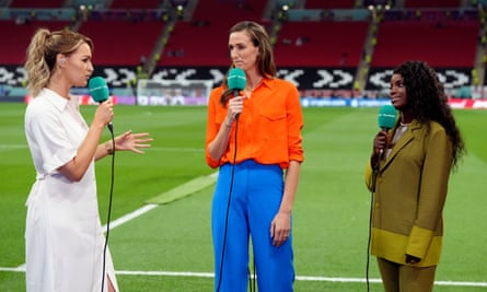 Laura Woods with Jill Scott and Eni Aluko in Qatar before the World Cup quarter-final between England and France.
