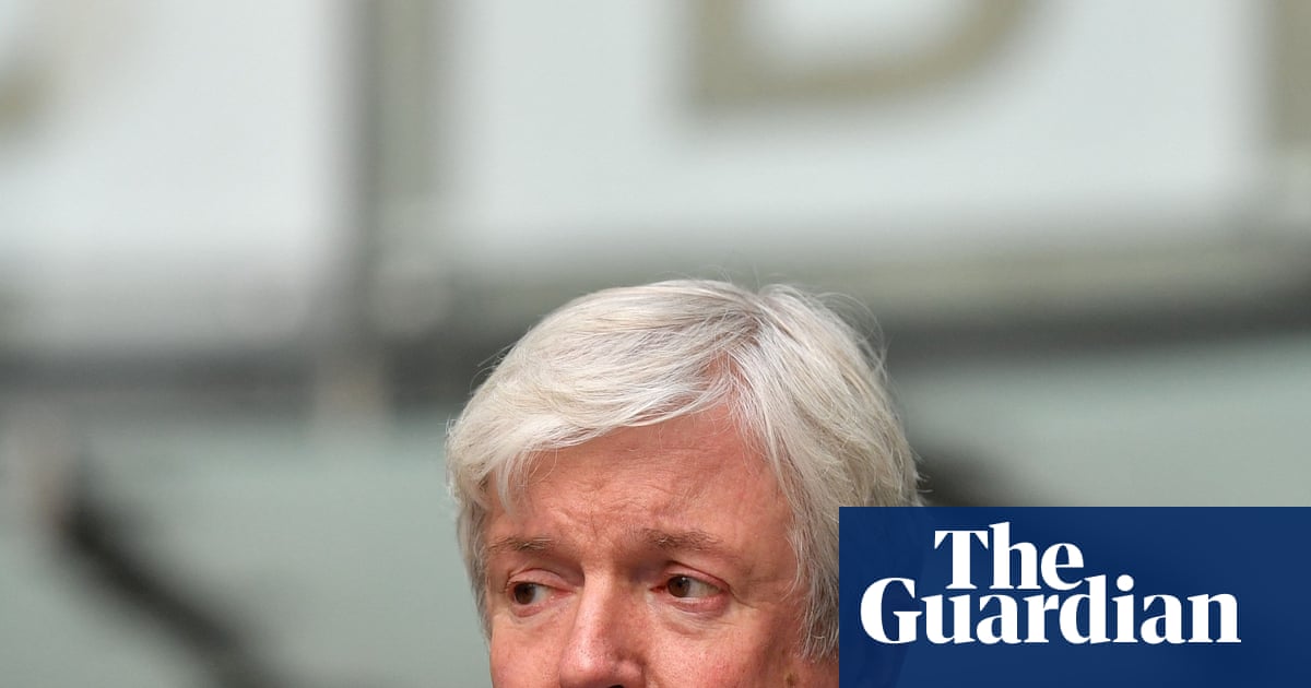 Ex-BBC boss leads calls for end to political appointments to board