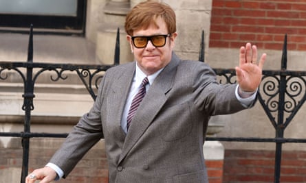 Elton John arriving astatine the Royal Courts of Justice connected Monday