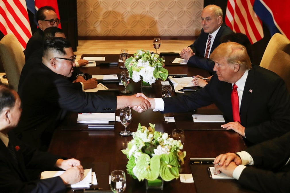 Trump e Kim Jong-un si preparano a iniziare il loro incontro bilaterale a Singapore, 12/06/2018. Credits to: Jonathan Ernst/Reuters.