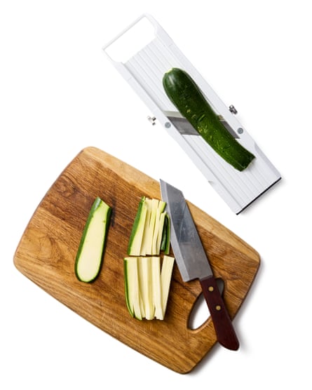 Felicity Cloake’s courgette fritti 03a